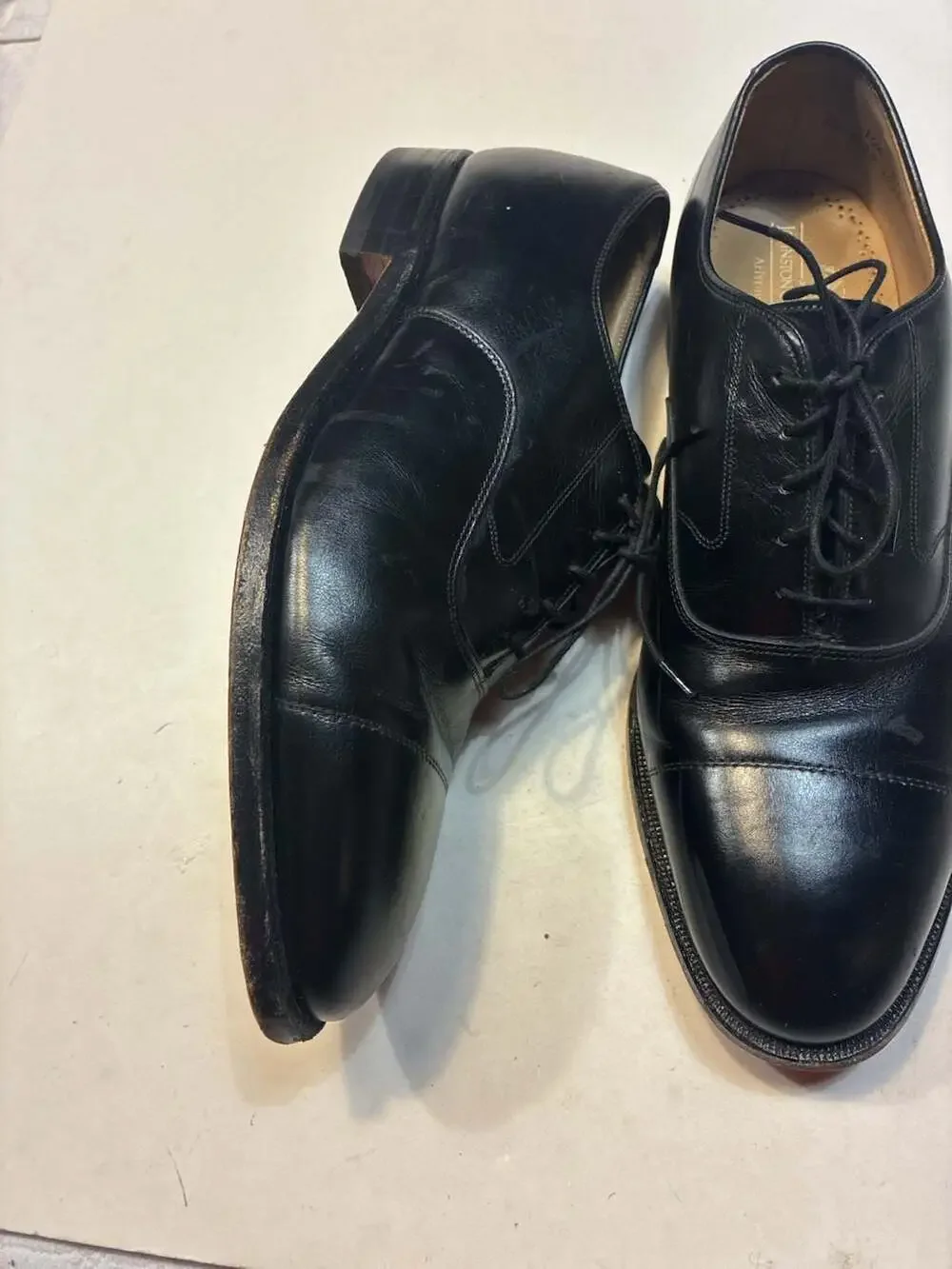 Johnston & Murphy gently used